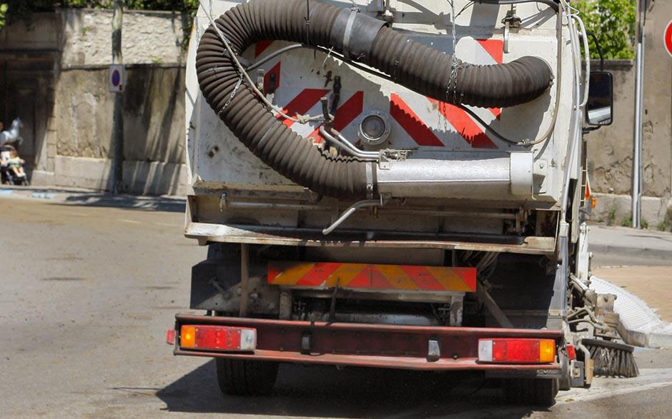 pompe débouchage wc Sarcelles